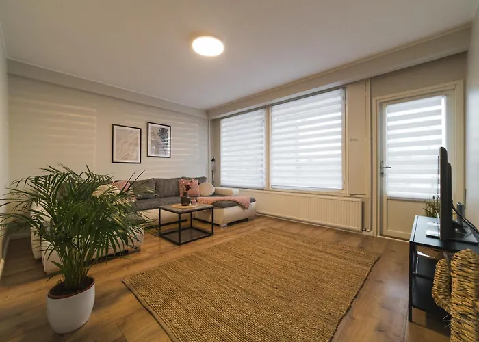 Tullikatu Кристийнанкаупунки